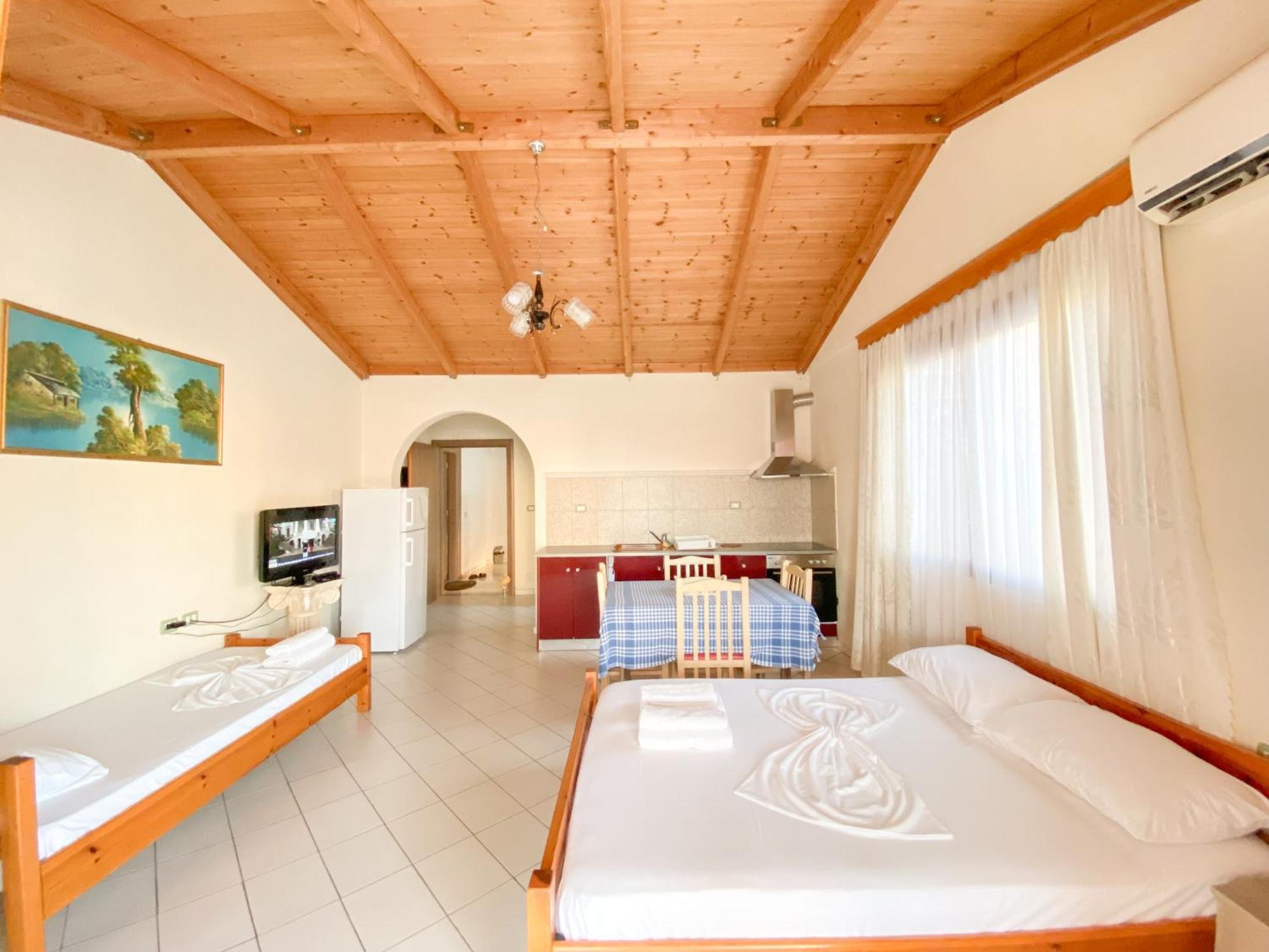 Summerland Saranda Dış mekan fotoğraf
